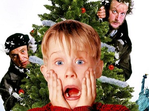 مع اقتراب موسم عرضه السنوي.. كيف نجا أبطال فيلم Home Alone من أفخاخ كيفن المميتة؟ 